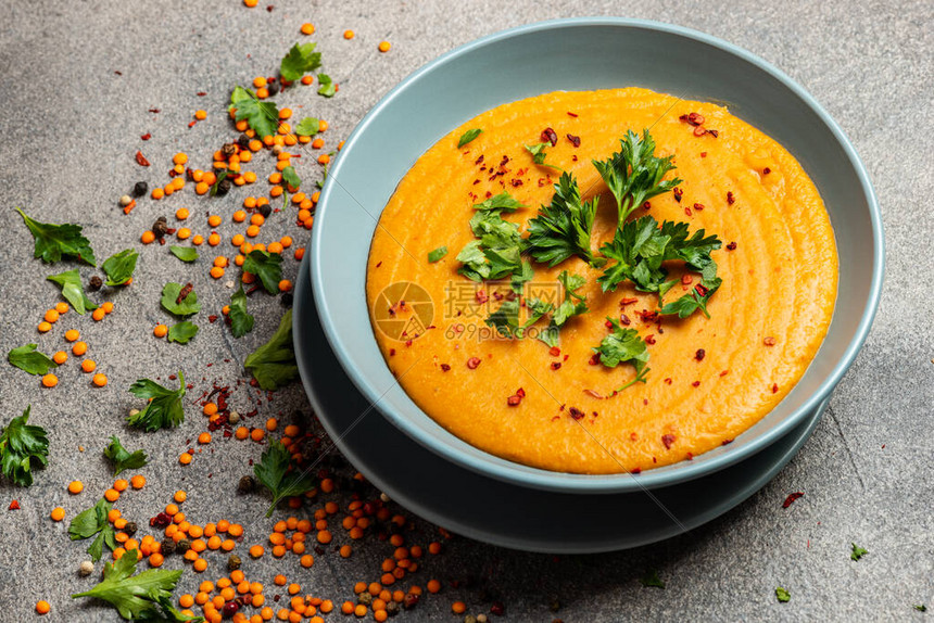 春节假期港南区接待游客近65万人次